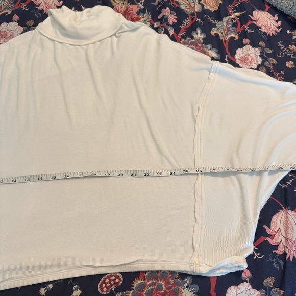 Free People We the Free Alameda Dolman Sleeve Turtleneck Top in Ivory Small - Picture 11 of 14